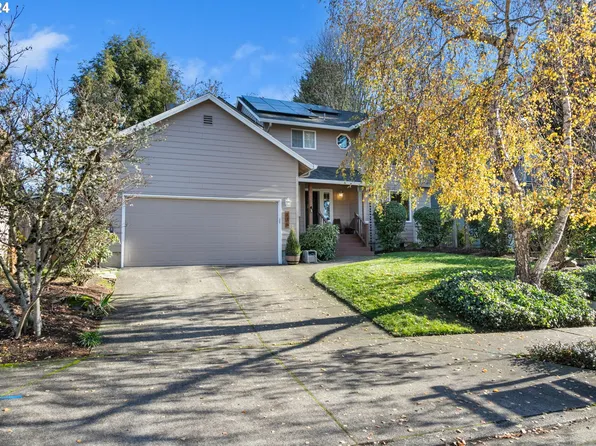 136 NE 49th Ave, Hillsboro, OR 97124