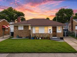12021 Buffalo St, Hamtramck, MI 48212