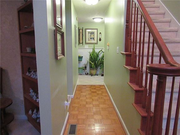 5th image of 602 S Cleveland Dr