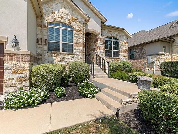 3rd image of 15408 La Catania Way