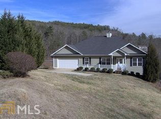 372 Meadow Crest Dr, Cleveland, GA 30528