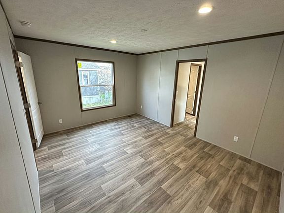 4th image of 4808 S Elwood Ave #102