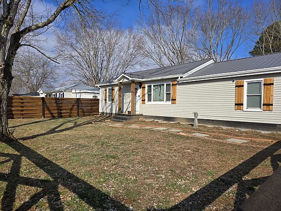 2nd image of 306 Johnson St