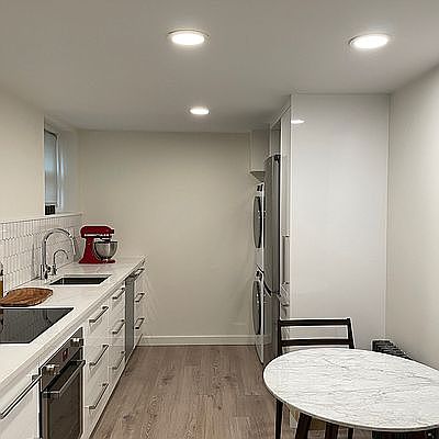 3rd image of 170 Windsor Pl APT 1