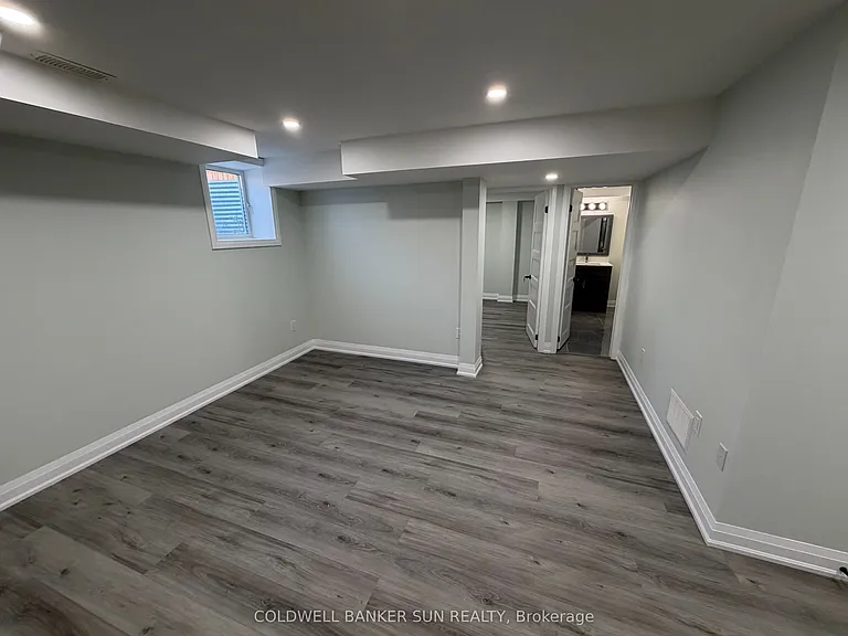 13 Divers Rd #BASEMENT — Photo 10