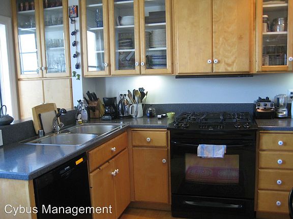 4th image of 176 Parnassus Ave