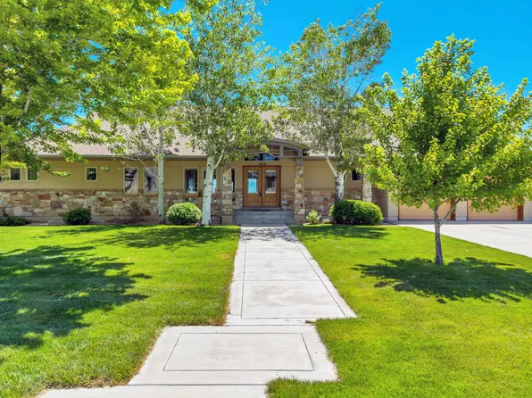 1064 S Waterside Dr, Saratoga Springs, UT 84045