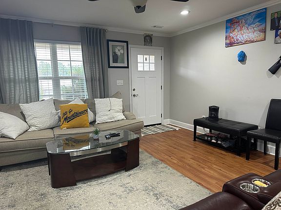 4th image of 56 Long Leaf Ln
