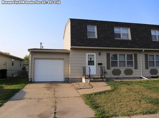 2425 E 2nd St, Fremont, NE 68025