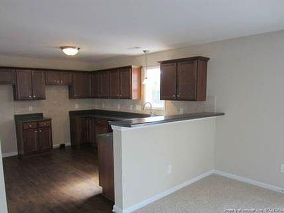 4th image of 532 Collinwood Dr