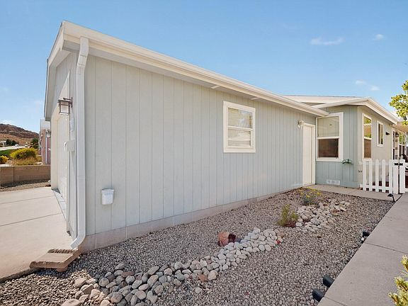 5th image of 214 Sunrise Bluffs Dr