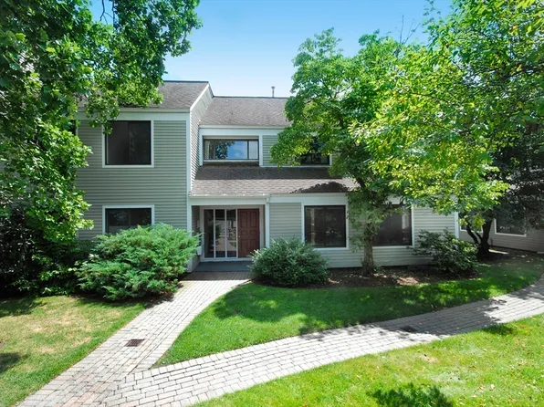 8 Concord Greene Unit 7, Concord, MA 01742
