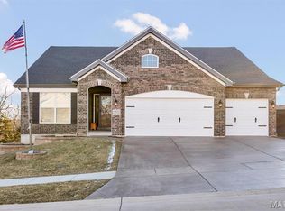 17513 Wyman Ridge Dr, Eureka, MO 63025