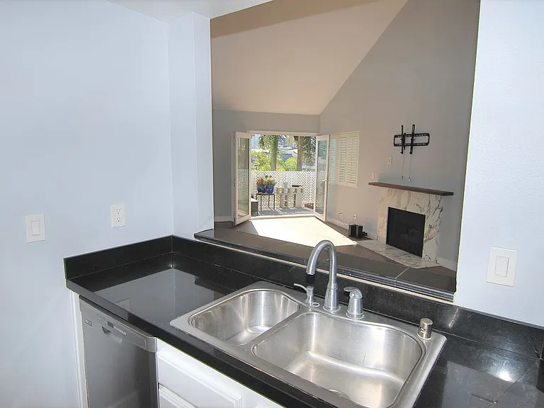955 E 3rd St #303 — Photo 6