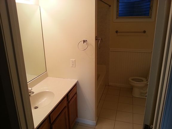 5th image of 11068 Williamsport Pike