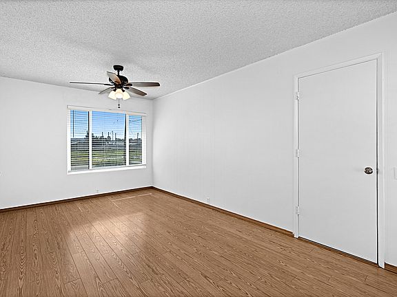5th image of 1195 Paxton Dr