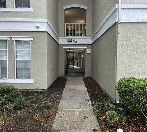 2nd image of 8290 Gate Pkwy #504