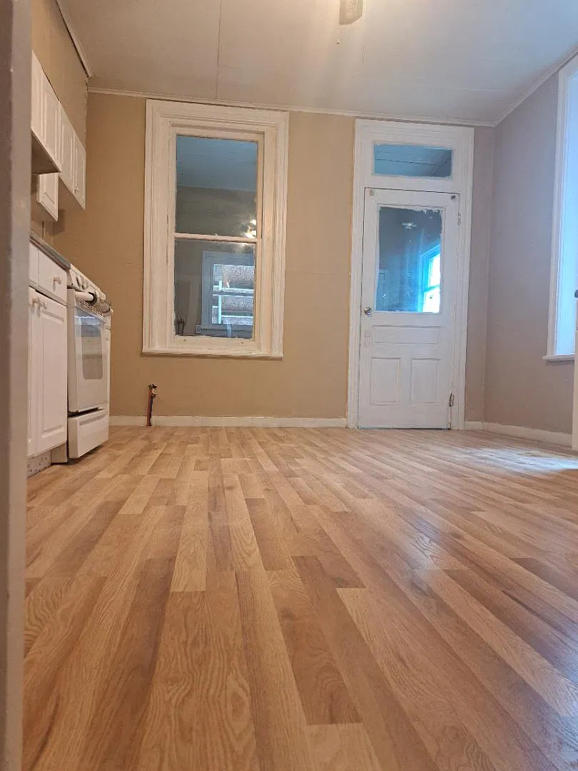 540 Wyandotte St — Photo 1