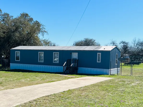 4314 WATERWOOD PASS DR, Elmendorf, TX 78112