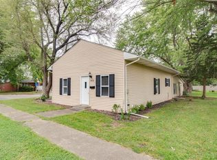 1426 N Walnut St, Litchfield, IL 62056