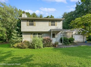 113 Edwin Ln, Stroudsburg, PA