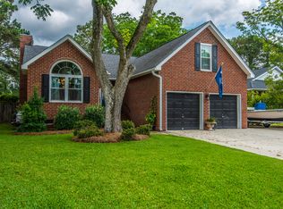1251 Chatfield St, Mount Pleasant, SC 29464
