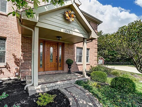 2nd image of 1365 Chelsea Ct
