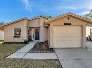 1242 Holly Cir, Oldsmar, FL 34677