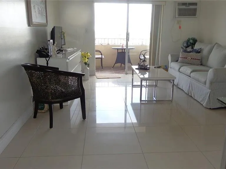 200 S Birch Rd #703 — Photo 12