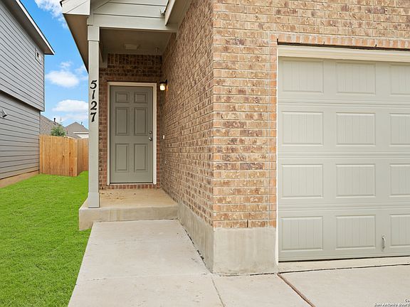 2nd image of 5127 Sandstone Way