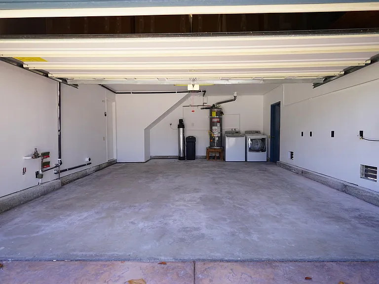 11236 Nalco St — Photo 2