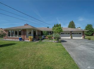 11010 Gundersen Ln, Burlington, WA 98233