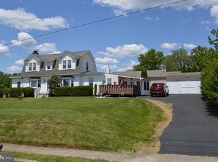 1500 Hewes Ave, Linwood, PA 19061