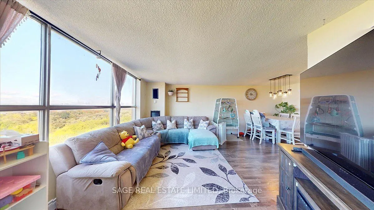 2 bed, $2,750 — Photo 2