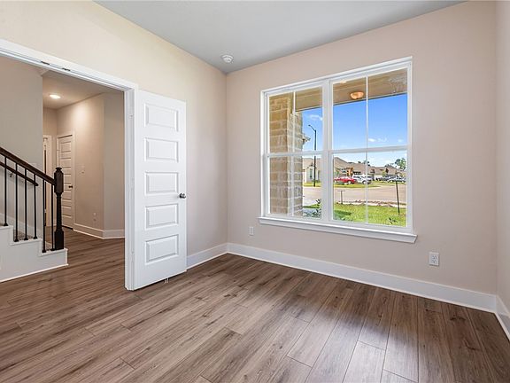 7th image of this home