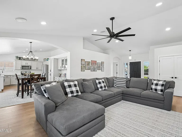 4451 W Creedance Blvd — Photo 14