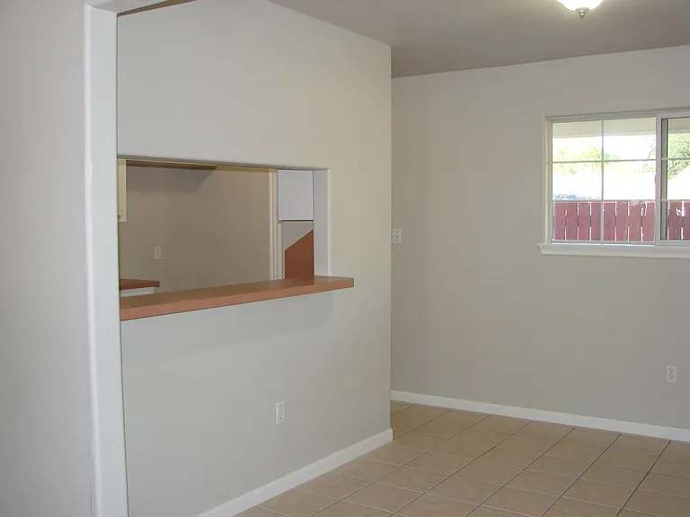815 Cravens St #B — Photo 53