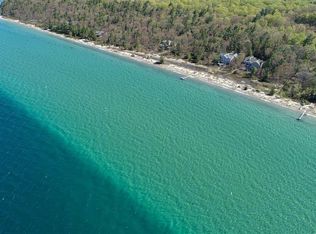 742 NE Ah Ta Wanta Rd, Traverse City, MI 49686