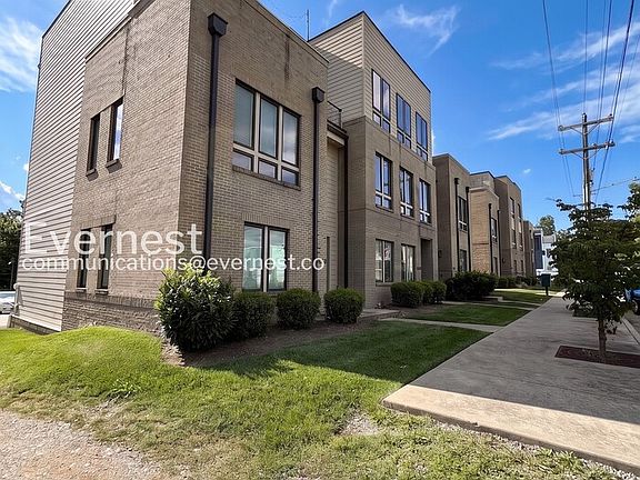 2nd image of 1302A Montgomery Ave