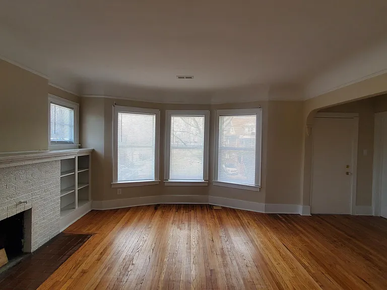 3345 Hogarth Ave #2 — Photo 8