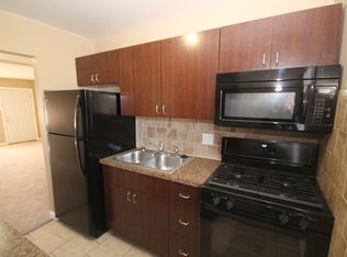 132 Old Ballwin Rd APT A, Ballwin, MO 63021