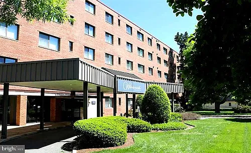 3515 Washington Blvd N #501 Photo 1