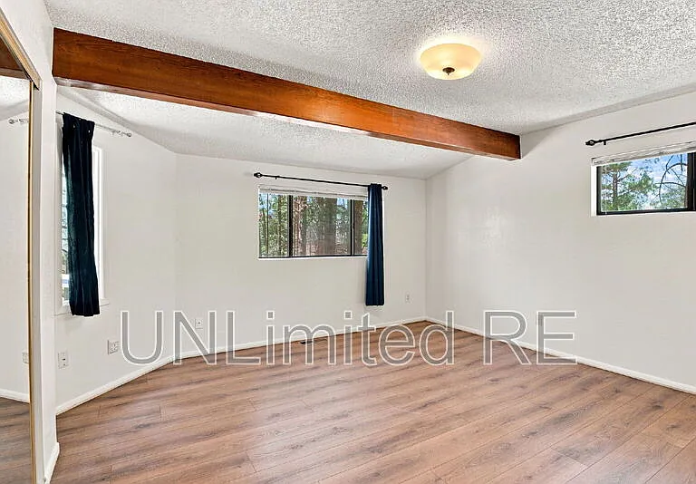 1410 N Inverrary Way — Photo 30