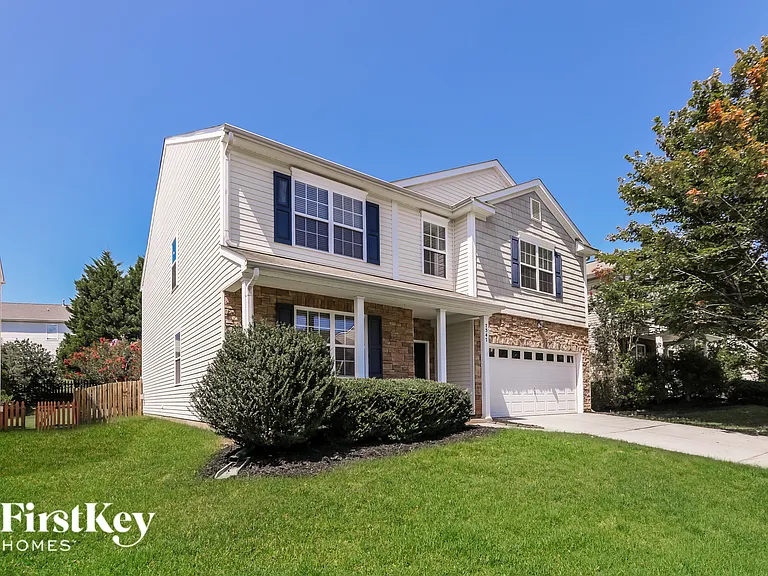 7347 Lamplighter Close Dr — Photo 2