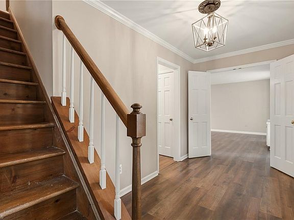 4th image of 5405 Pondfield Dr