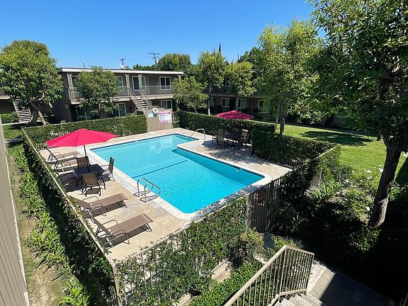5th image of 1349 E Grace St #19
