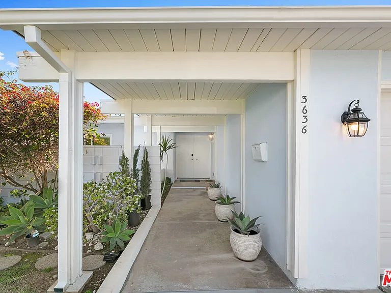 3636 Oceanhill Way — Photo 23