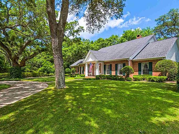 2nd image of 2310 Banquos Ct