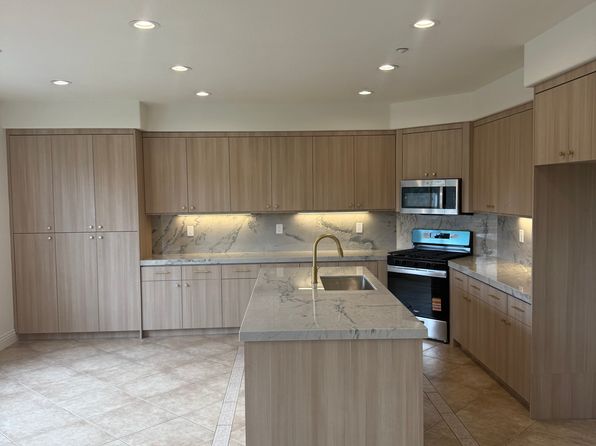 1667 Emerald Point Ct