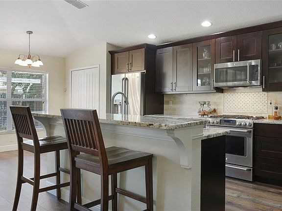 3rd image of 1343 Avonwood Ct